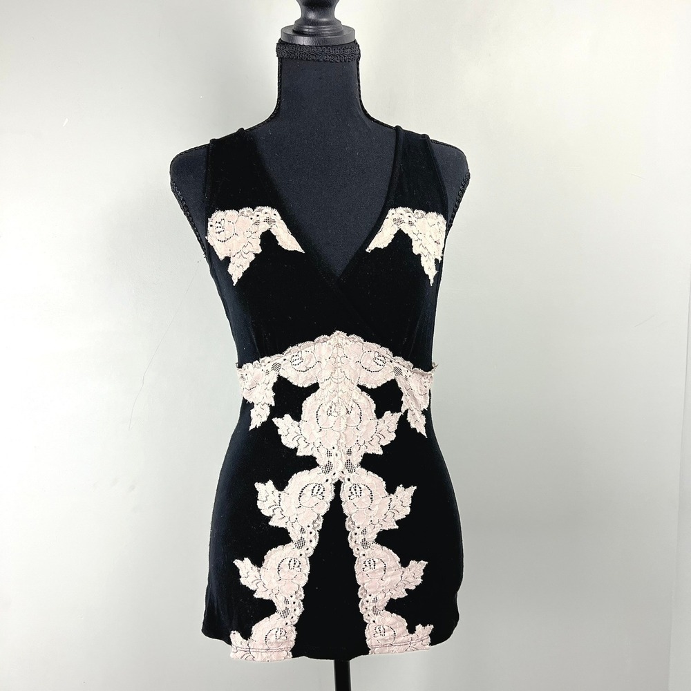 INC Womens Black Lace Trim V-Neck Tank Top S Whimsigoth Y2K Babydoll Soft‎ Goth